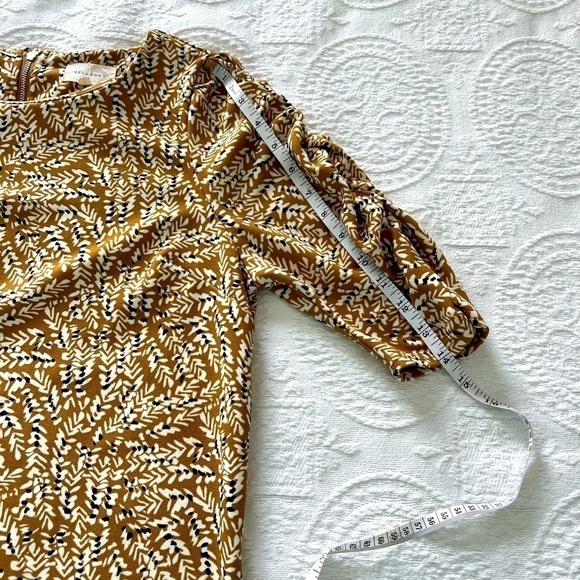 MELLODAY: NWOT Women’s brown round neckline blouse with white and black. Size M - Picture 10 of 15